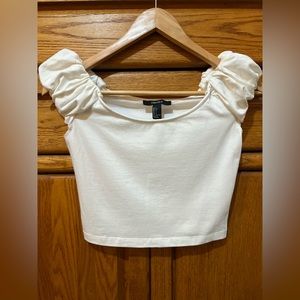 Puffed sleeve crop top